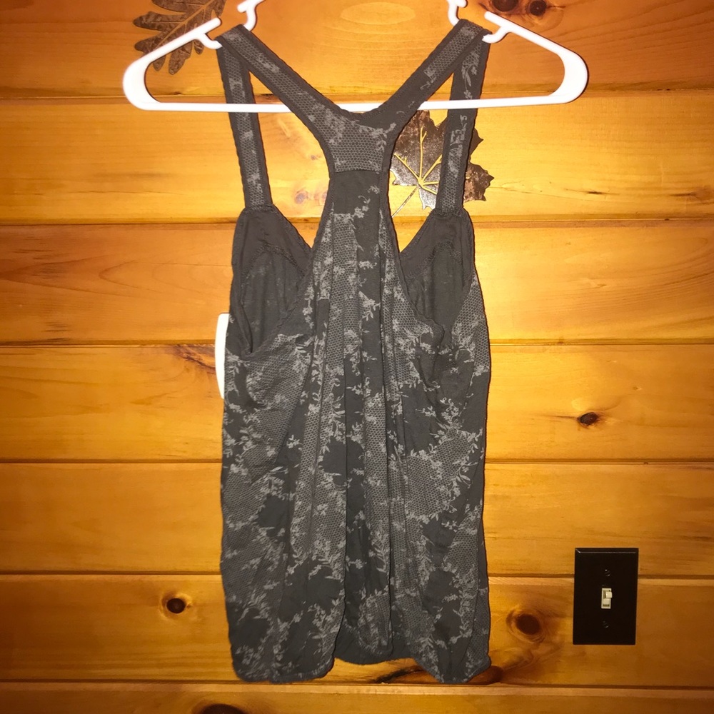 Decree Top - Picture 2 of 2